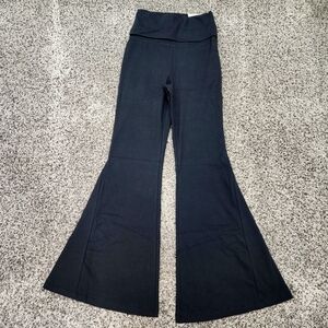 Offline by Aerie Black OG Super Flare Leggings Size S Short NWT